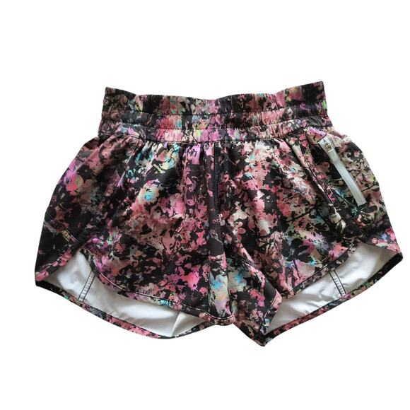 Lululemon Women's Tracker Low-Rise Lined Short 4" Red Multicolor Shorts Size 4 - Picture 2 of 14